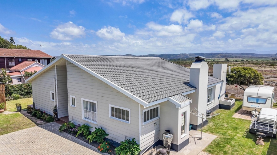 3 Bedroom Property for Sale in Riverside Western Cape